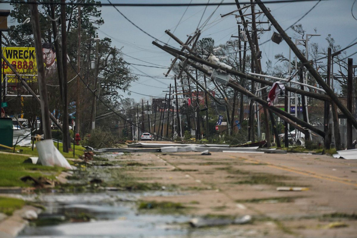 A few pics from today in Lake Charles.  Significant damage everywhere. It's going to be a long recovery process.  HurricaneLaura lawx