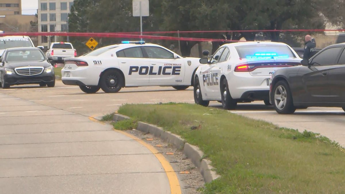 Bluebonnet Blvd. Shooting : Coroner's office confirms it has been contacted to respond to the scene