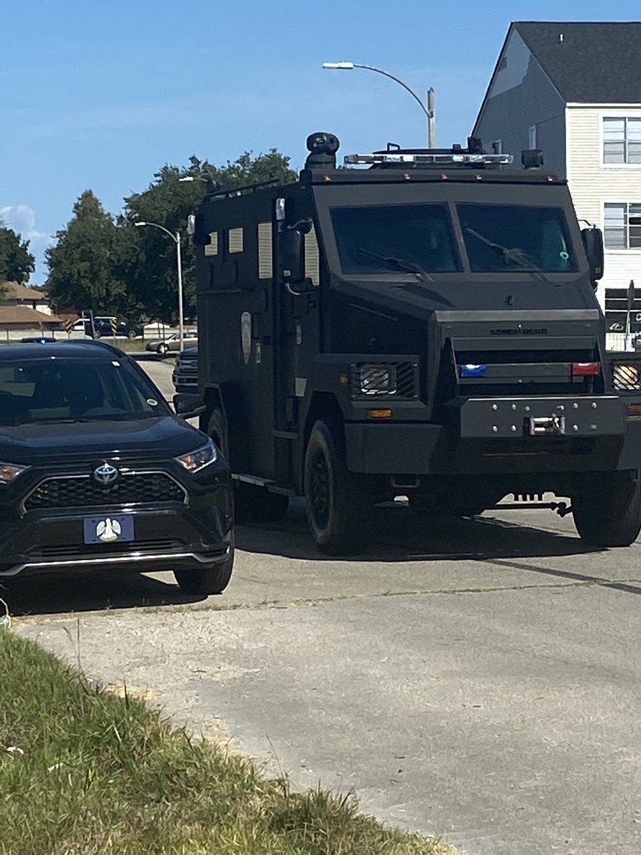 An active police scene on Mayo in New Orleans East. Police source says a constable was shot and wounded while possibly delivering an eviction notice.