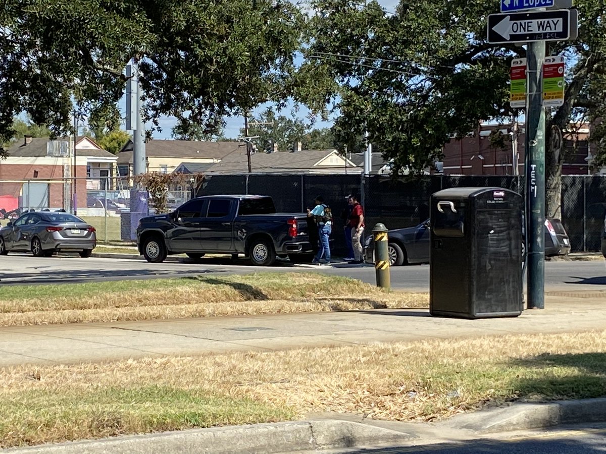 Major situation happening on Canal St near Warren Easton.   SWAT, NOPD, FBI, US Marshals. Also see helicopters and drones. Traffic being diverted from the area. The school has confirmed to me they are on lockdown until the situation is resolved. Students are safe  