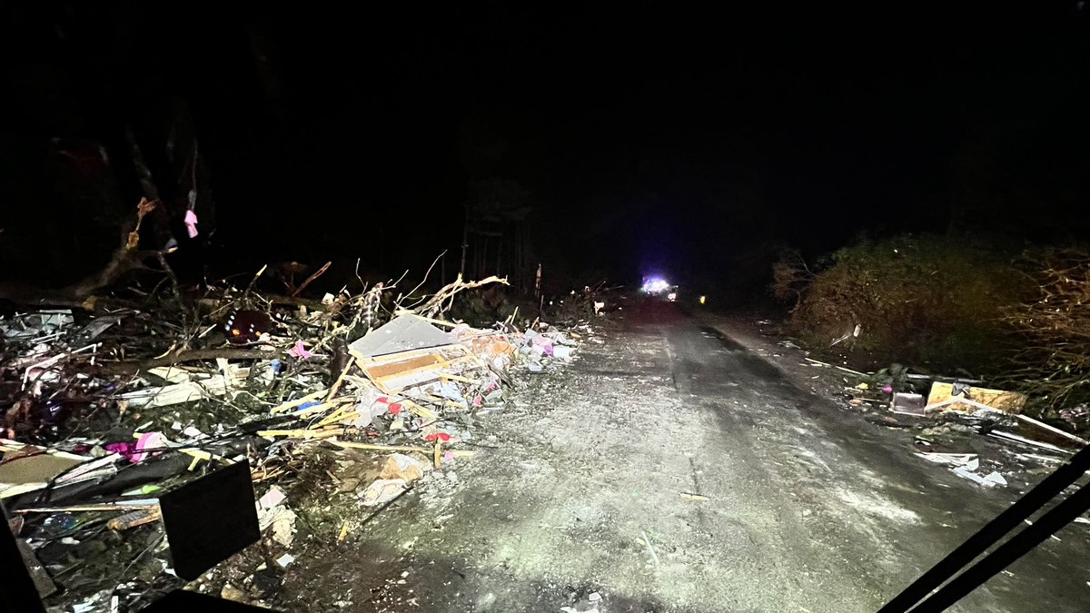 Hours of searching has led to the discovery of a child's body after a large tornado struck near Keithville, LA. The child's mother is still missing. Two dozen homes destroyed in this small rural neighborhood. Searchers still on scene using K9s, drones & a chopper