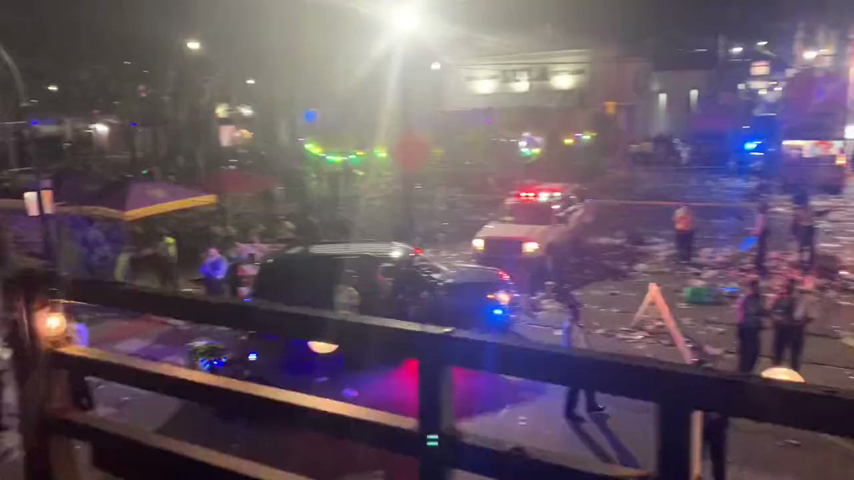 NewOrleans Louisiana  Reports of multiple people shot and injured at a parade.  Currently multiple authorities and EMS are on scene after 4 people have been injured in quadruple shooting along the Bacchus parade route taking place in New Orleans, Louisiana
